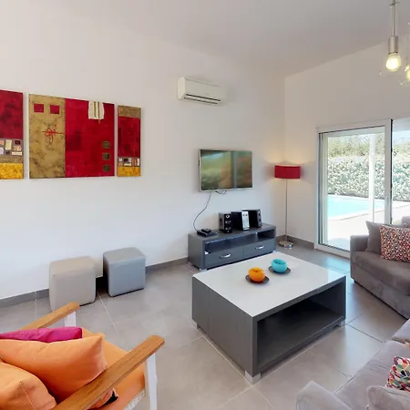 Domaine Mandarine & Hotel