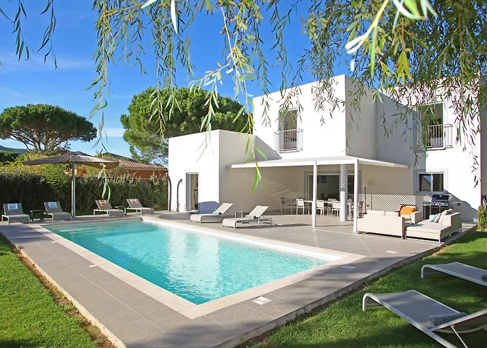 Hotel Domaine Mandarine & Calvi (Corsica)