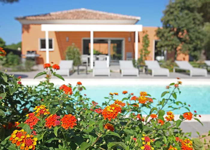 Domaine Mandarine & Hotel