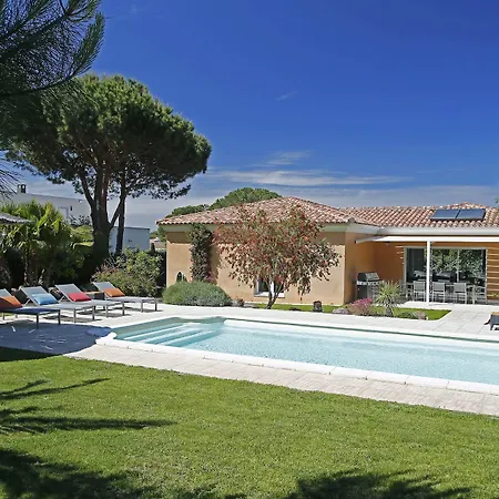 Domaine Mandarine & Hotell Calvi (Corsica)