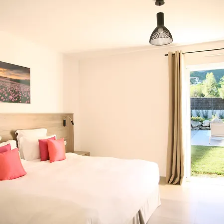 Domaine Mandarine & Hotell