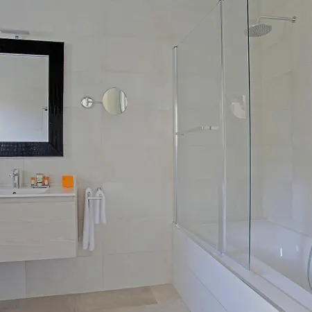 Domaine Mandarine Private Pools & Calvi