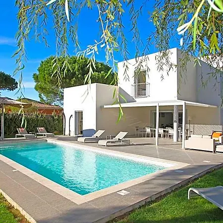 Domaine Mandarine Private Pools & Szálloda Calvi