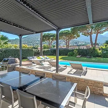 Domaine Mandarine Private Pools & 5* Calvi