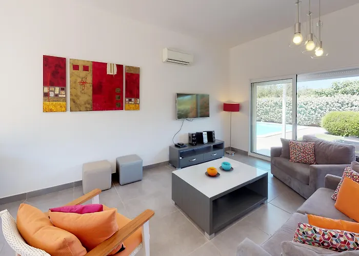 Domaine Mandarine & Hotel