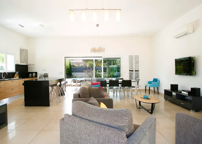 Domaine Mandarine & Hotel 5*